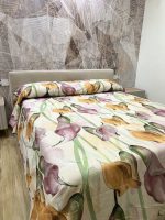 COPRILETTO MATRIMONIALE FONDO BEIGE CON DISEGNO CALLE 260X270 - immagine 2